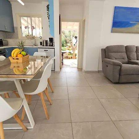 Βίλα Andreotis Garden Πρωταράς